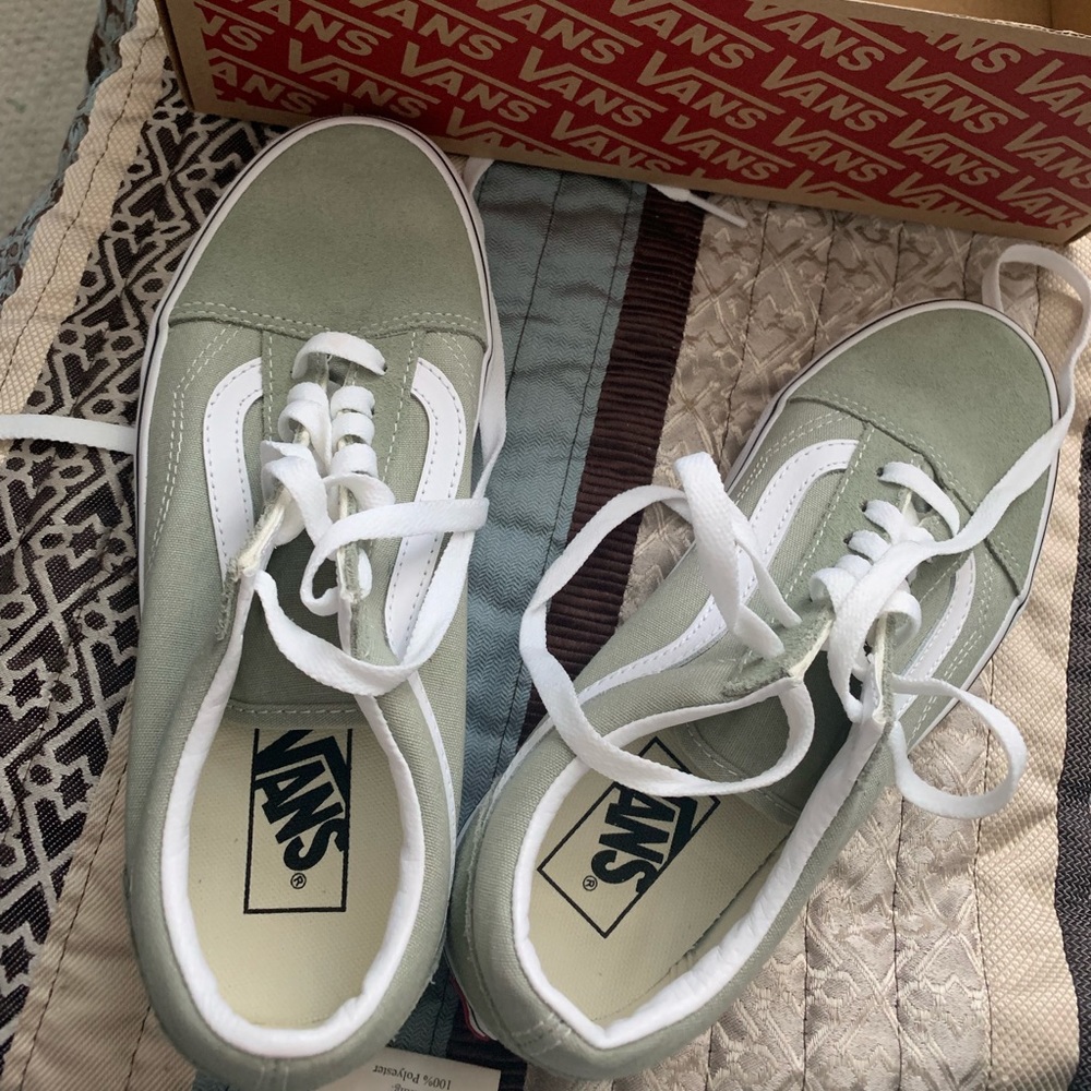 Green classic vans with velvet feel on the shoe